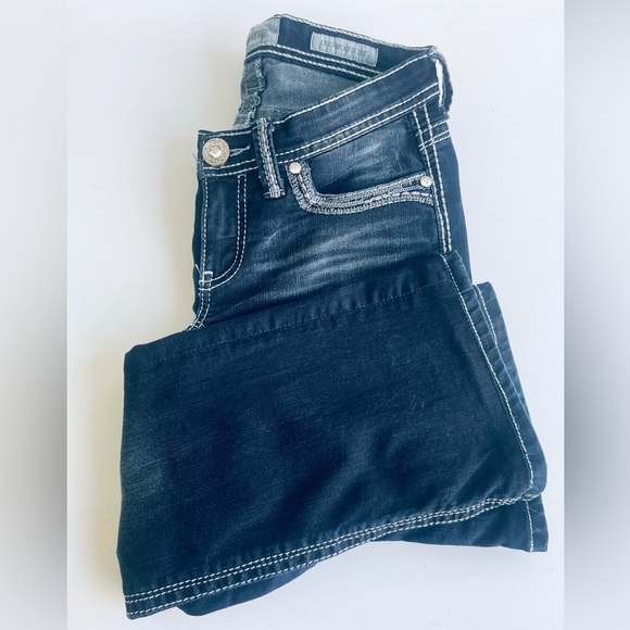 DAYTRIP Authentic Leo Bootcut Jeans - Picture 3 of 15